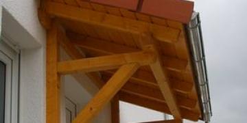 Holzvordach Pfälzerwald