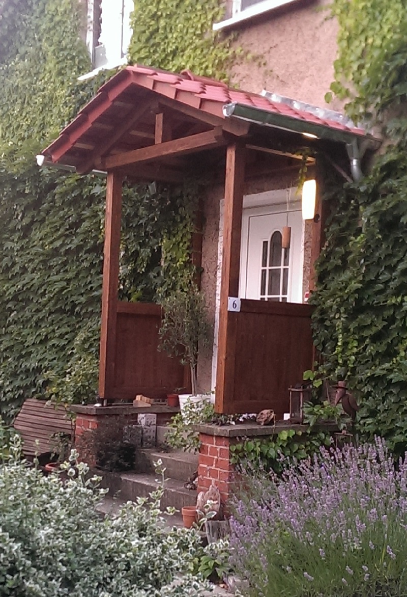 Holzvordach Bayerischer Wald 22° in Berlin