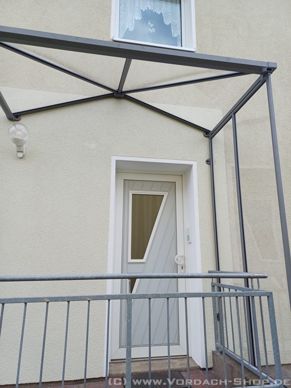 Aluminiumvordach Leipzig 1 in Magdeburg 1